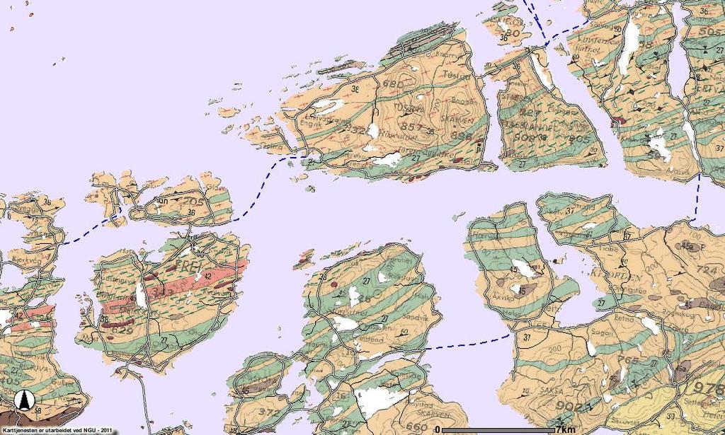 Generell geologi for området Som vist på det geologiske kartet er de geologiske bergartsgrensene orientert vestsørvestøstnordøst. Foliasjonen har også samme retning.
