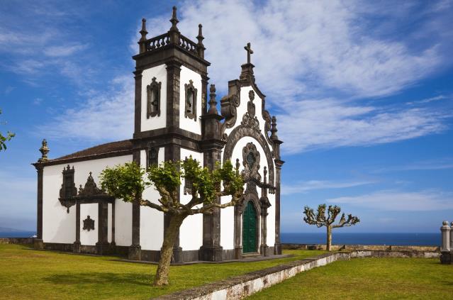 Vi skal besøke Azorenes hovedøy São Miguel, som er et skattekammer av severdigheter og minneverdige opplevelser.