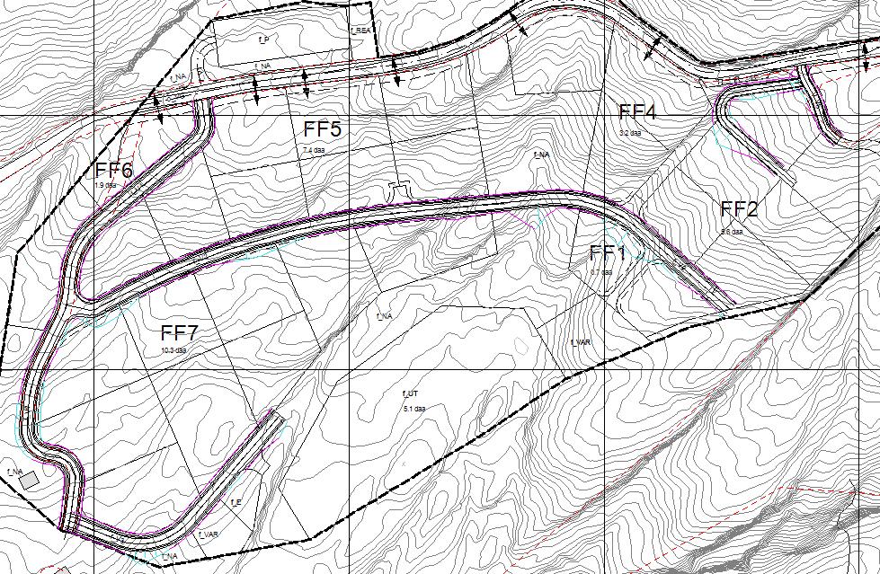Veg f_v3 er korta ned, denne går no fram til siste eigedom i nedre kant av område FF7. Veg f_v2 er blitt lenger og går no heilt fram til dei nedre tomtene i FF2 og for tomt FF1.