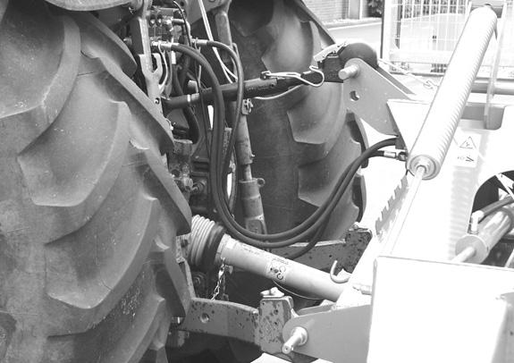 Innstillinger 4. Innstilling på skiveslåmaskinen 4. Spesielle sikkerhetsinstruksjoner I utgangspuntet skal justeringsarbeider kun utføres med utkoblet drivverk og stanset motor!