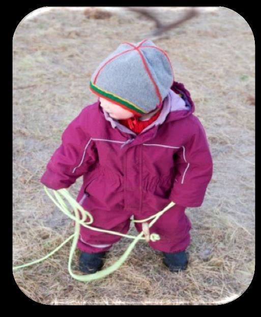 25 5 Samiske barn i barnehagene i Nord-Trøndelag Barnehagens innhold (Barnehageloven 2 tredje ledd) Barnehagen skal ta hensyn til barnas alder, funksjonsnivå, kjønn, sosiale, etniske og kulturelle