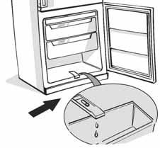 KJØLESKAPDEL Kjøleskapet avrimes helt automatisk. Det vil av og til være noen vanndråper på bakveggen inne i kjøleskapdelen. Dette skyldes den automatiske avrimingen.
