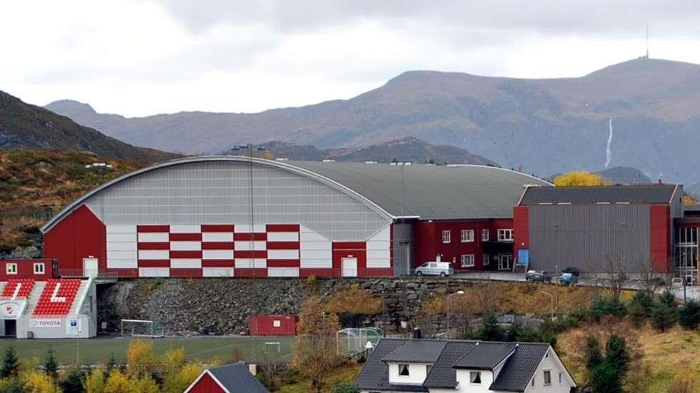 Måløy Sportsklubb arrangerer historiens første sluttspill mellom Vestlandsligaen og Oslofjordligaen 18. 20. Oktober i Måløy. Sluttspillet blir for de to beste lagene fra hver liga i sin aldersgruppe.