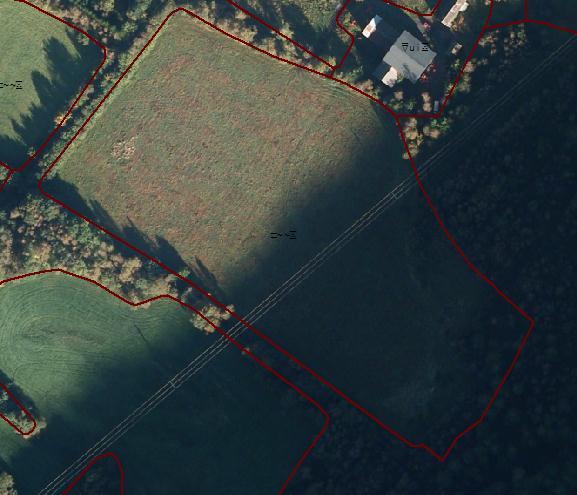 Etter at området er funnet i kartet - Sett tegnforklaringslinje Søk eiendom i «Visning av». Zoom inn et område i skillet sol /skygge (se bilde nedafor).