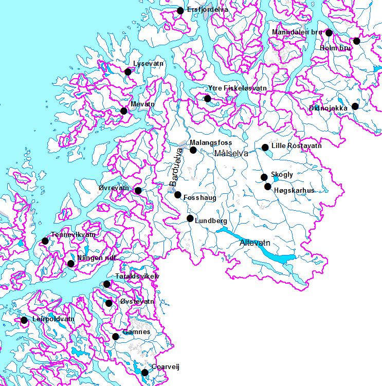 Figur 12. Vannføringsstasjoner i Troms og nordre Nordland. 3 Nedbørprognoser Meteorologisk institutt utstedte fredag 13. juli kl. 11:14 et Obs-varsel om store nedbørmengder i deler av Nord-Norge.