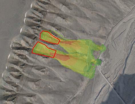 Figur 4: Løsneområder ovenfor Huset og modellering av snøskred med 0,5 meter snødybde i RAMMS, størrelse S,