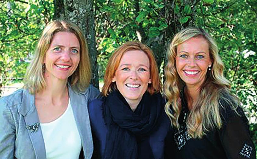 Kari Merete Krogh (fra venstre), Camilla Dragseth Berg og Vibeke Helena Juel Næslund er blant de ansatte ved Villaen i dag. Foto: Villa Fredrikke er godt forberedt på å møte målgruppen.