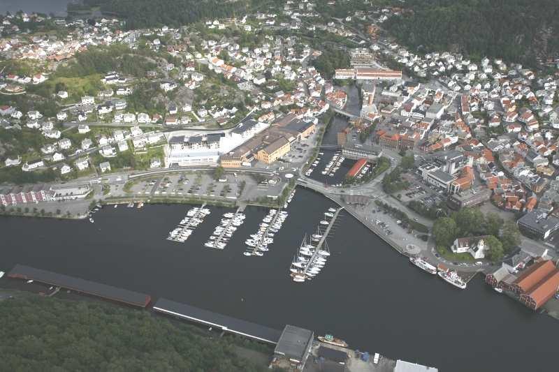 Om Eigersund kommune 14 000 innbyggere Areal 430 kvkm Norges største fiskerihavn 3. største sauekommune Industriby, bl.