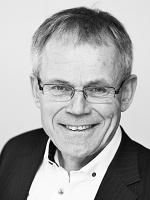 Styret Kjell Bjordal (1953) styreleder Siviløkonom fra NHH (1976), 1. avdeling jus og AMP Wharton Business School (1989). Medlem av styret siden 27 og styreleder siden 213.