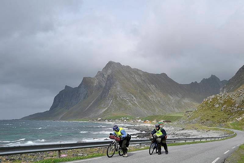 3.2 Langtursyklister Av de som svarte var 159 langtursyklister, herav 59 norske og 100 utlendinger.
