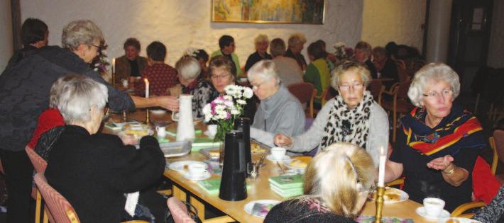I år er det 60 år siden Farsund kirkeforening ble startet i 1957. Med fra starten var bl.a. Randi Brøvig, Siss Brøvig (leder de to første årene), Margit Øvland (leder de neste 29 årene til 1988), og Ally Samuelsen.