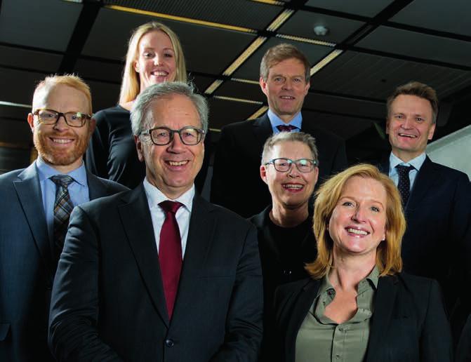10 Norges Banks hovedstyre ØYSTEIN OLSEN Gjenoppnevnt som sentralbanksjef og leder for hovedstyret for en ny åremålsperiode på seks år fra 1. januar 2017. Olsen har sittet i stillingen siden 1.