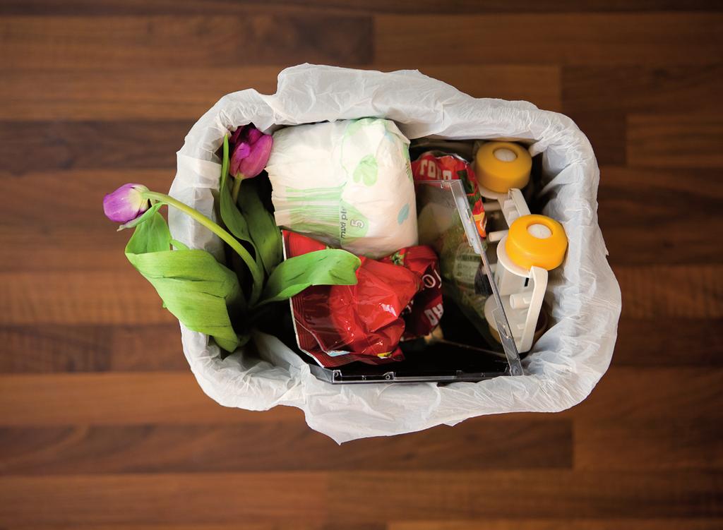 Nå henter sortert matavfall og plastemballasje sammen med restavfallet ditt. Fra og med 01.02.2010 skal matavfall i grønn pose og plastemballasje i blå.
