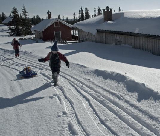 Foto: Bård Bredesen, Naturarkivet.no Allemannsretten Ein viktig del av kulturarven vår er å vere ute i naturen.