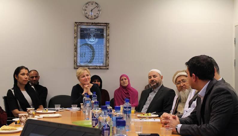 Møtet ble avholdt i Islamic Cultural Centre Grønland og varte