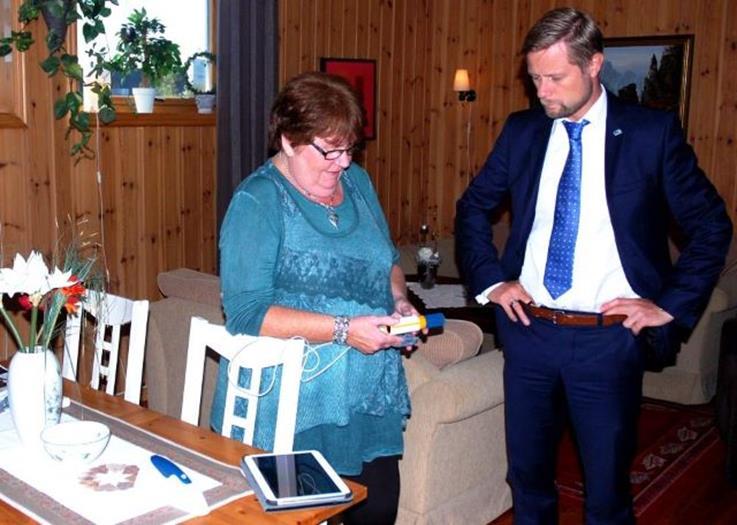 Helse- og omsorgsminister Bent Høie på besøk i Sarpsborg Medisinske målinger: «Dette er