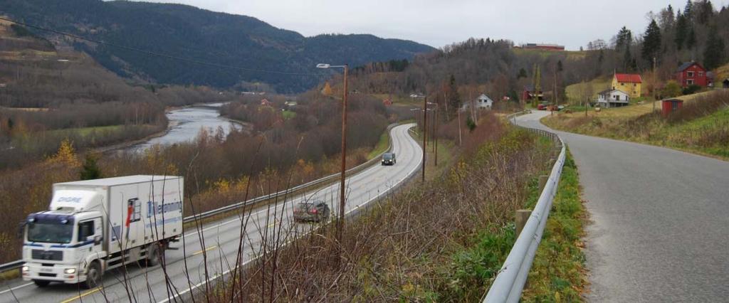 Konsekvensutredning nærmiljø og friluftsliv 5.4.2 Alternativ 1 + T1 Alternativet har tunnel mellom Håggå og Gylland. Dagens E6 blir her nedgradert til lokalveg, og trafikken vil bli sterkt redusert.