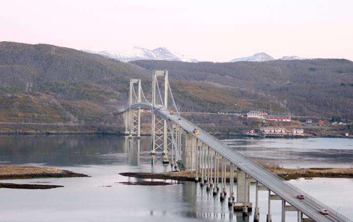 Handlingsprogram riksveginvesteringer Region nord Større fornyingsoppgaver 2014-2017 Oppfylle tunnelsikkerhetsforskriften for alle tunneler på TEN-T vegnettet innen april