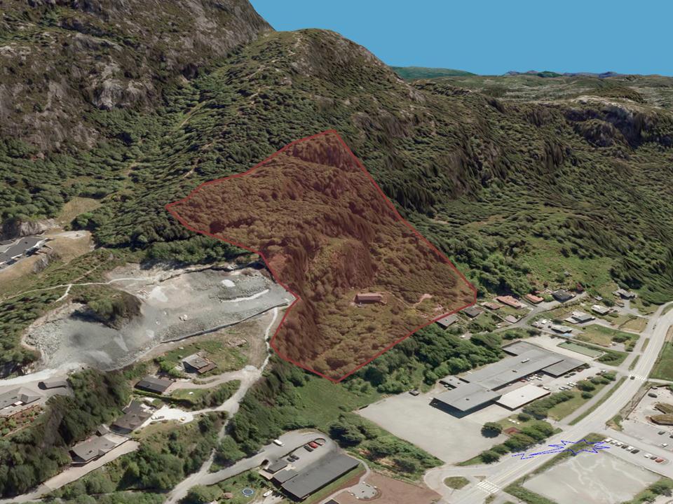 Utførte undersøkelser Det ble utført en befaring den 6. februar 2013. Tilstede på befaringen var ingeniørgeolog Albert T. D. Mensah og geolog Espen Eidsvåg fra Sweco Norge AS.