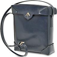 Design 2 (54) Produkt: Handbags (51) Klasse: 03-01 (72) Designer: