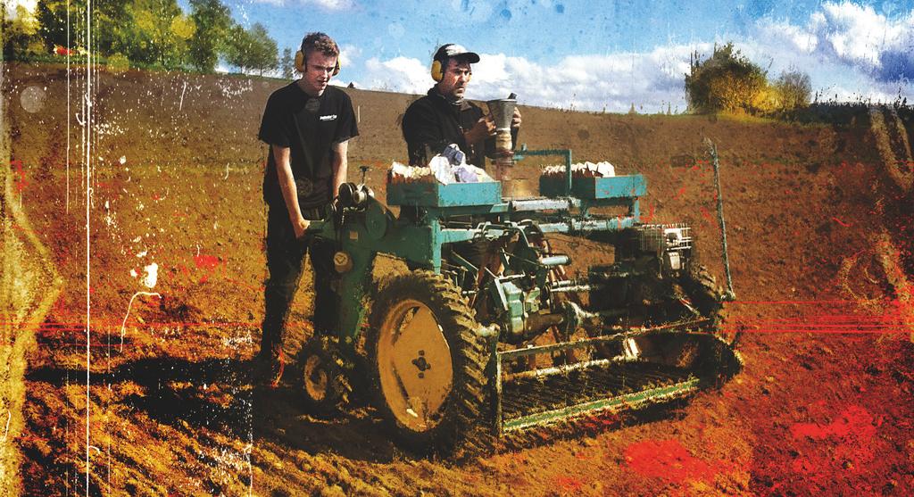 Foto: Lars Sandved Dalen / Skog og landskap Naturvitenskaplig kompetanse kombinert med IT-faglig kunnskap Stort behov for folk med plantevitenskap Norsk InstItutt for bioøkonomi NLR NIBIO har også