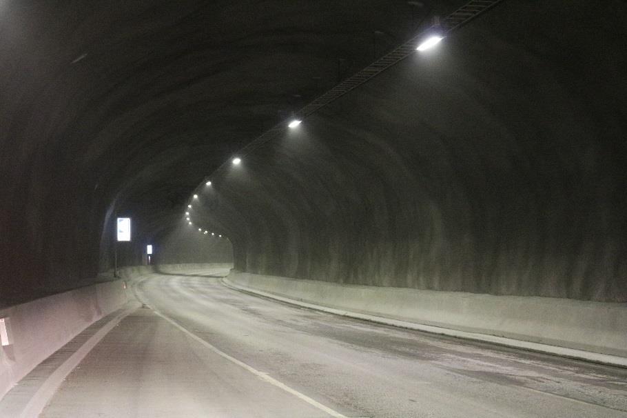 Fv. 658 Godøytunnelen Utbedres fra høst 2017- vår 2019 Tunnelen får: Helt nytt elektroteknisk