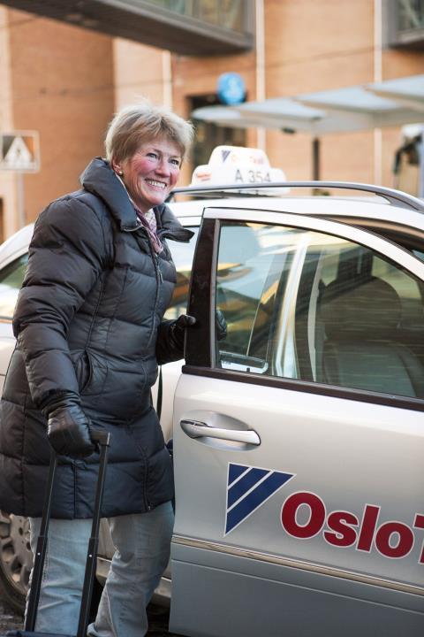 Fritt behandlingsvalg Pasientene har rett til å velge hvor de ønsker behandling. Merk: Forhøyet egenandel på kr 400,- hver vei for reiser ut av egen helseregion.