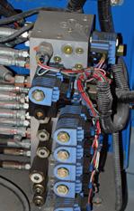 Volumstrømsventil - regulerer hvor mye hydraulikkolje som kan passere gjennom et hydraulikksystem Trykkreguleringsventil åpner for gjennomstrømning ved et bestemt trykk.