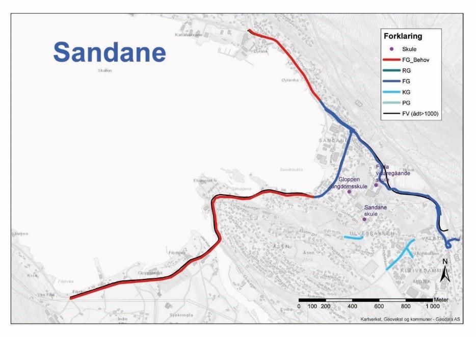 Figur 4 - Fv. 700 og fv. 615 på Sandane ÅDT på fv. 700 er 2100. Fartsgrens er 50 km/t.