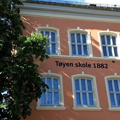 Oslo kommune Utdanningsetaten Tøyen skole minosloskole.no Skolens profil Skolens profil Visjon: "På Tøyen skole rustes alle elever til å delta i et samfunn i utvikling.