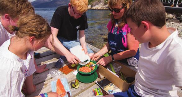 LERØY KIT Til sammen 280 000 biter sushi har Lerøy så langt gitt vekk til ulike barneog ungdomsarrangement.