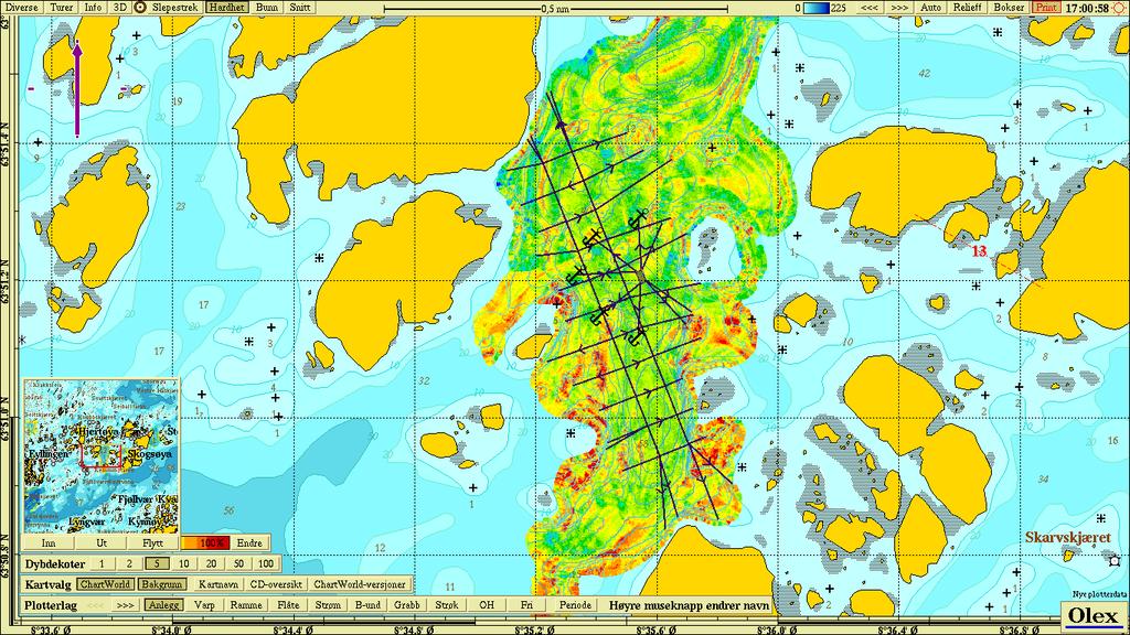 Figur 3.1.3. Relativ hardhet på sedimentet rundt anlegget illustrert med en fargegradient fra rødt (hardbunn) til blått (bløtbunn). Kartet er nordlig orientert. Datum WGS84, kart fra Statens kartverk.