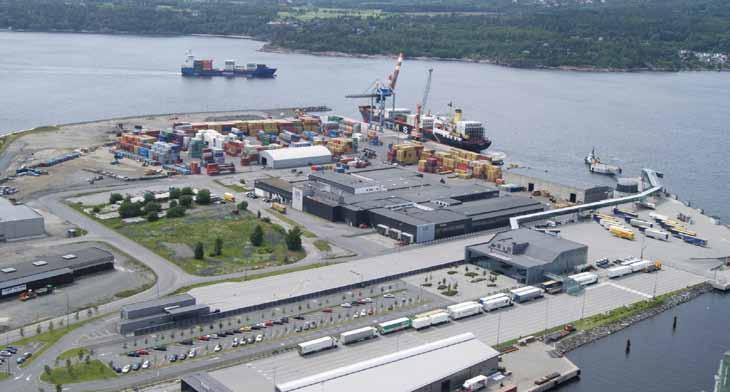 05 Steineksport Blokkstein, i hovedsak Larvikitt, har i mange år vært blant de dominerende godstypene som skipes over havna.