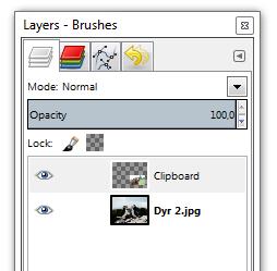 I GIMP kan du ha flere dokumenter åpne samtidig, det vil si at du kan ha ett hoveddokument der du setter inn bilder fra andre dokumenter.