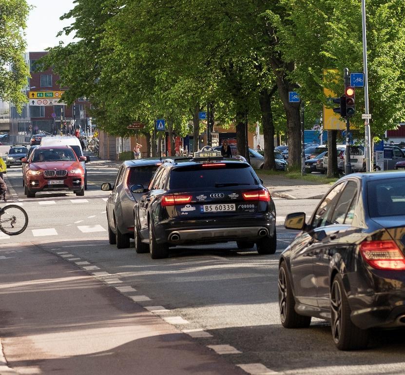 Ingen gratis lunsj Staten stiller krav Krever: NULLVEKST i personbiltrafikken, samme hvor fort byen vokser Følger med på: Trafikkutvikling