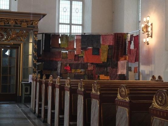 Open Call for reformasjonsprosjektet å se med egne øyne Oslo Domkirke med installasjon av Lise Bjørne Linnert, 2015, Cruelity has a Human Heart - foto: Lise Bjørne Linnert.