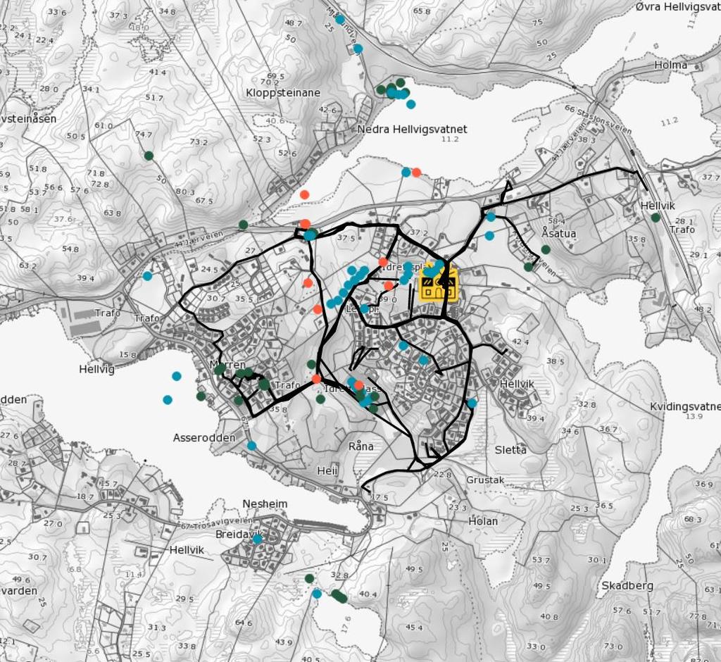 Figur 9: Barnetråkkregistrering fra 9. klasse på Hellvik skole. Veiene de har registrert er svarte streker.