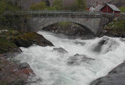 Side 6 av 8 Storebrua sett frå planlagt stad