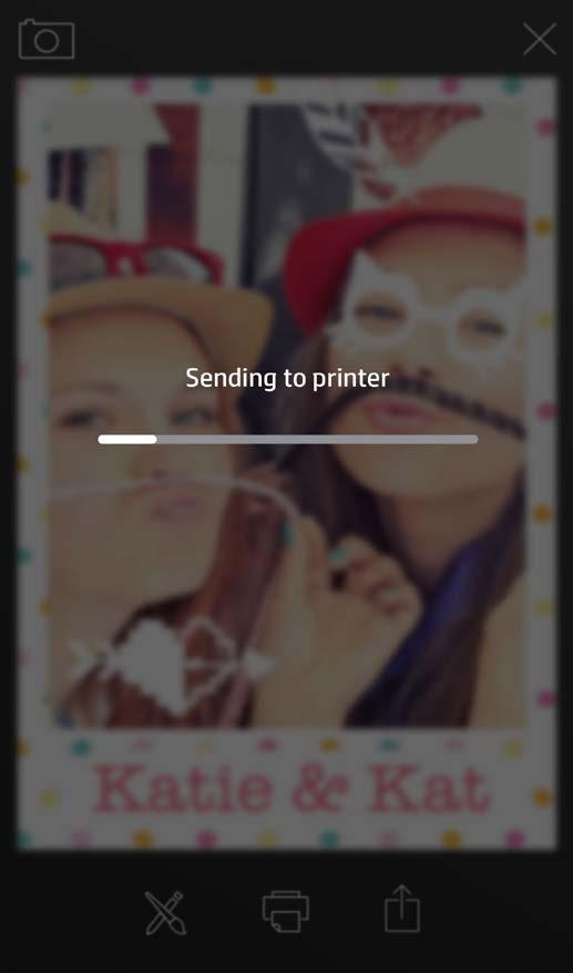 Skrive ut et bilde 1. Trykk på utskriftsikonet for å sende bildet ditt til HP Sprocket-fotoskriveren. 2.