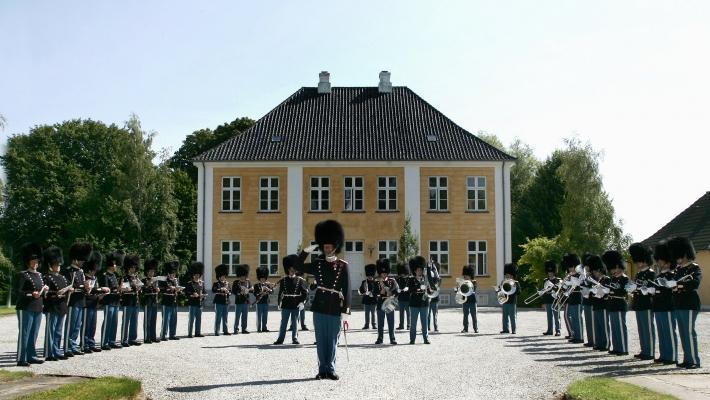 Slottet blir i dag benyttet som Dronning Margrethe II's sommerresidens.