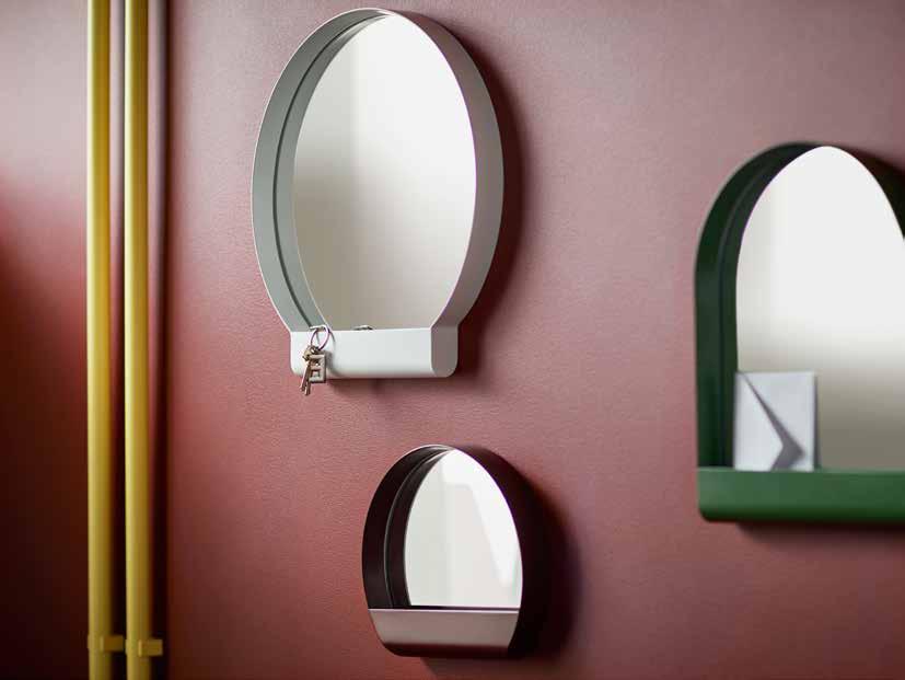 PH146033 YPPERLIG speil, brun 98, hvit 179, grønn 139, Disse speilene er laget av metall og finnes i tre ulike størrelser og farger, så de passer overalt i hjemmet.