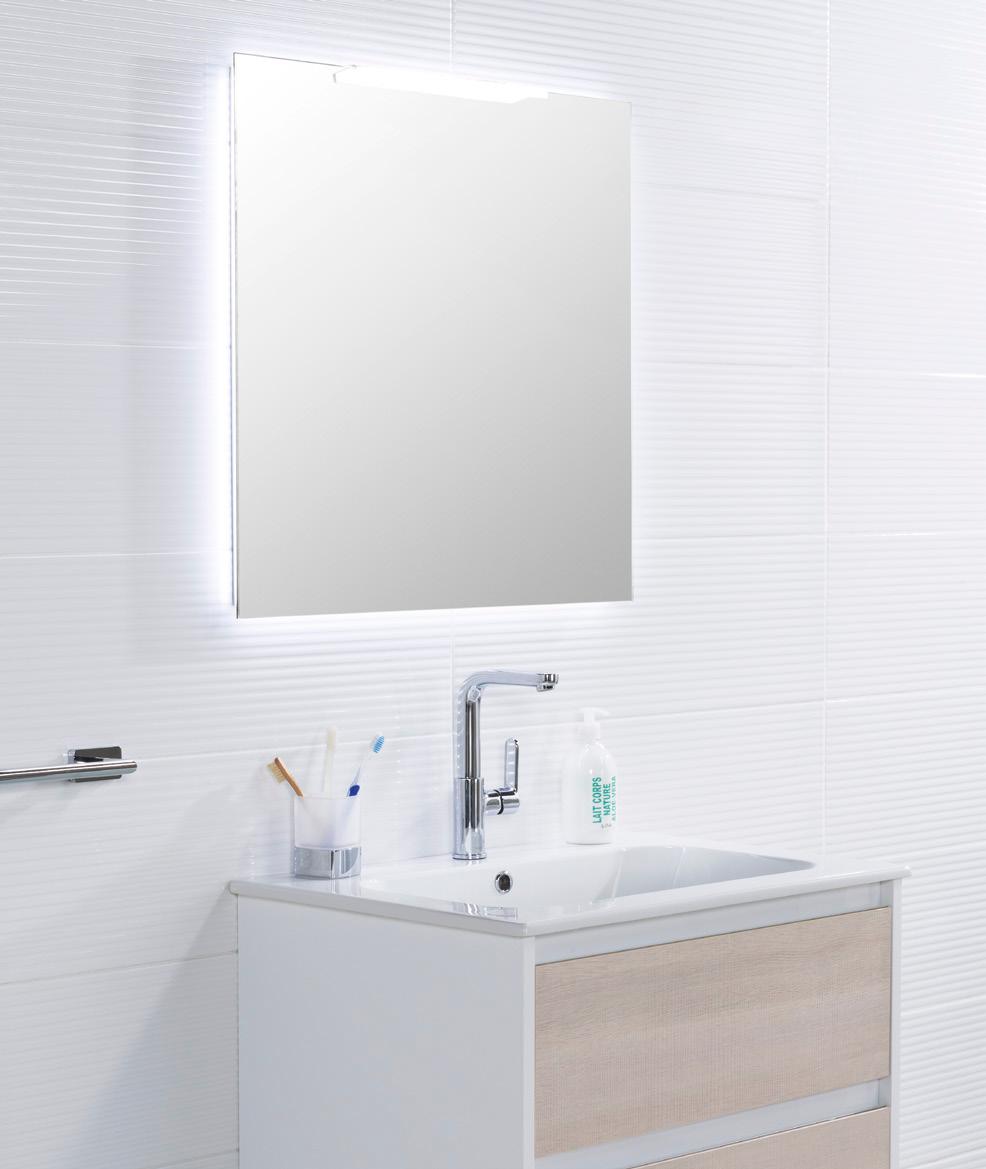 Nyhet! DayLight speil Speil med bakgrunnslys i LED, energiklasse A.
