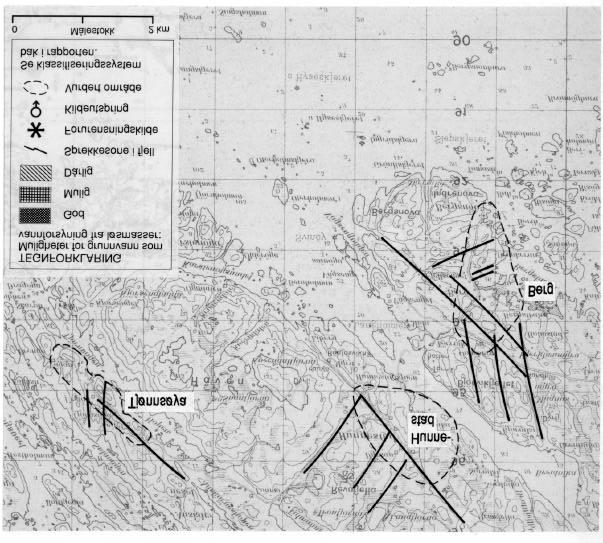 Fig.2. Utsnitt av kartblad (M711) 1624-I Vikna, som viser sprekkesoner i områdene Berg, Hunnestad og Tjønnsøya hvor det er muligheter for grunnvannsuttak HUNNESTAD Vannbehovet er oppgitt til 0.5 l/s.