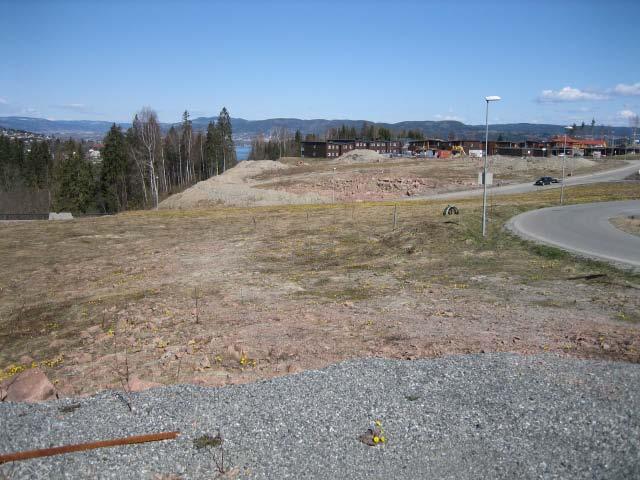 Beskrivelse mindre vesentlig endring, del av Kniveåsen boligområde 2 / 5 21 B11 Tomtene merket nr 108-114 er i eksisterende plan er avsatt til frittliggende småhusbebyggelse Disse ønskes nå endret