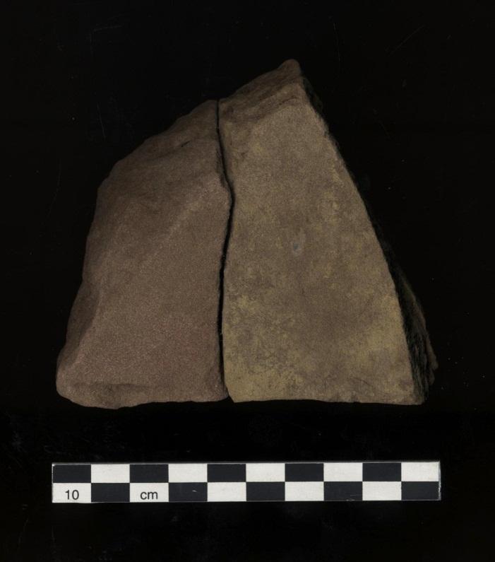 Fragmentene var generelt tykkere enn knivfragmentene, og hadde et største mål på mellom 4,5- til 8,9 cm (se figur 35).