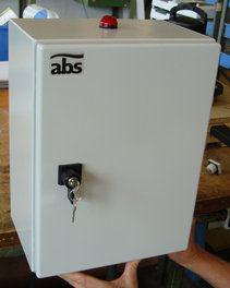 ABS Autoskap CP 114 fra 1-fas til 3-fas pumpe For styring av en pumpe: opp