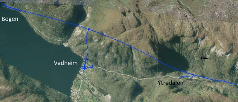 16 E39 BOGSTUNNELEN - GAULAR GRENSE eksisterande E39 og Fv.55 med ei ny rundkøyring og tilhøyrande vegar omtala i kap. 3.5.3. Då det i dette alternativet ikkje vert etablert T-kryss i Ytredalen, vil eksisterande E39 gjennom Ytredalen bli ein blindveg, noko som kan vere til ulempe med tanke på framtidig busetnad.