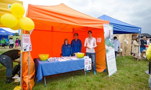 Stand nummer 4: Den fjerde standen ble arrangert under festivalen Sommerfesten på Giske, utenfor Ålesund 5. juli 2014. Det er en svært idyllisk plass hvor det kommer cirka 10.000 festivaldeltakere.