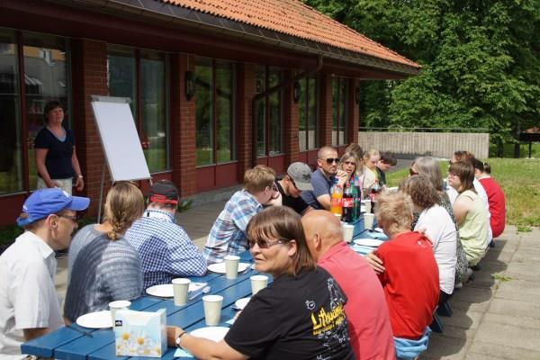 Innledning Årets viktigste saker har vært feiringen av 20 års jubileum med markering og stand i kommunegården og lansering av brosjyre hos Bufdir. 1.