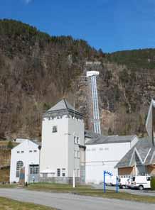\\\ Bakgrunn for konsesjonssøknaden \\\ Utbyggingsplanane Dagens kraftverk på Frøland er bygd ut i perioden 1909 til 1921, med ei betydeleg ombygging i 1965.